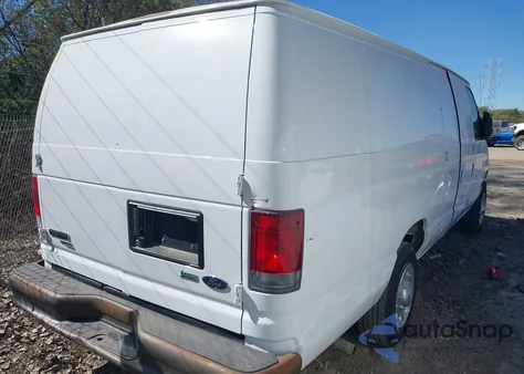 2013 Ford E-150 Commercial z USA, uszkodzony, nr VIN 1FTNS1EW1DDA29427